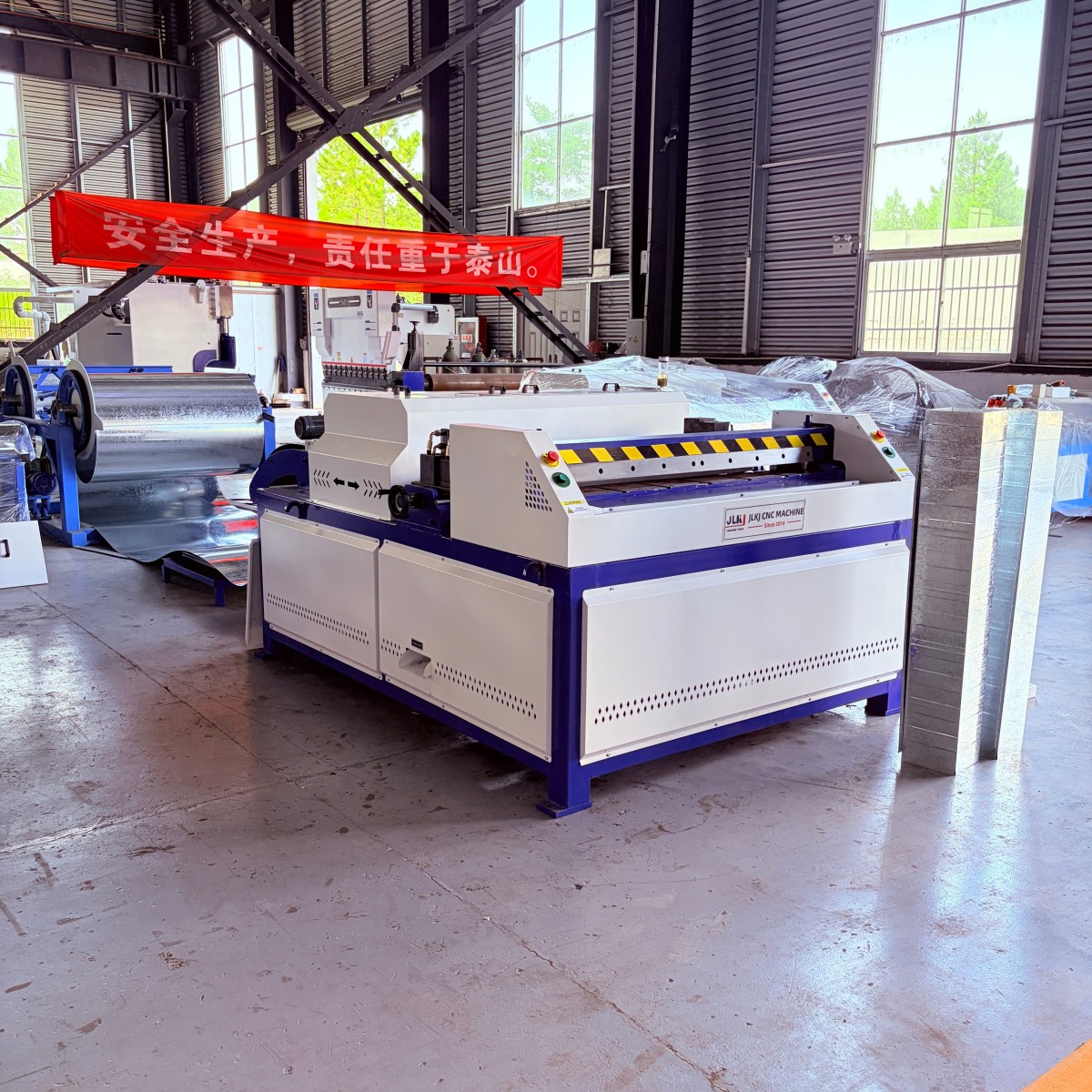 Auto Duct Line 3 Factory Production Line View