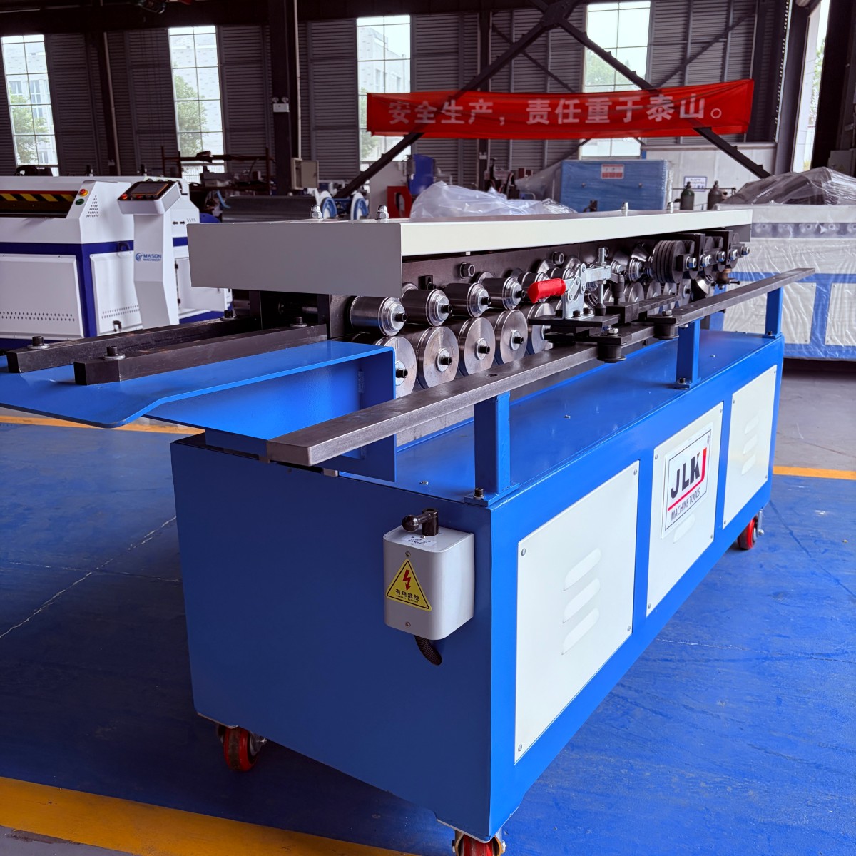 HVAC Duct TDF Flange Machine Side Infeed View