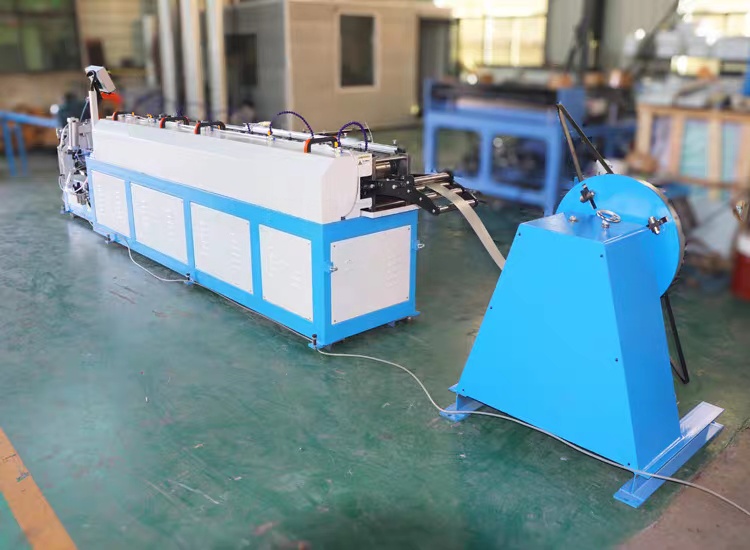 TDC Flange Machine with Decoiler Rack