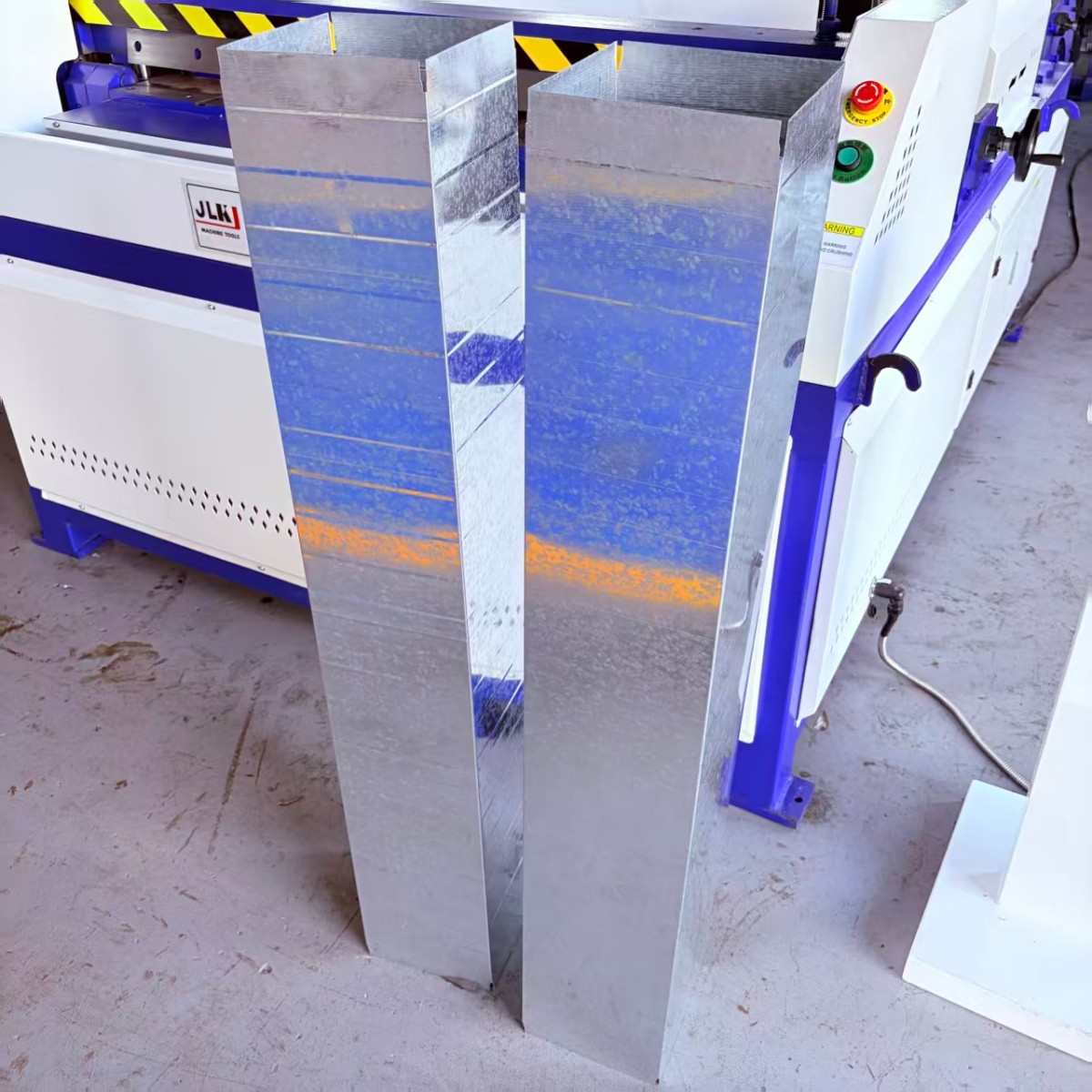 Auto Duct Line 3 Formed Galvanized Sheet Samples