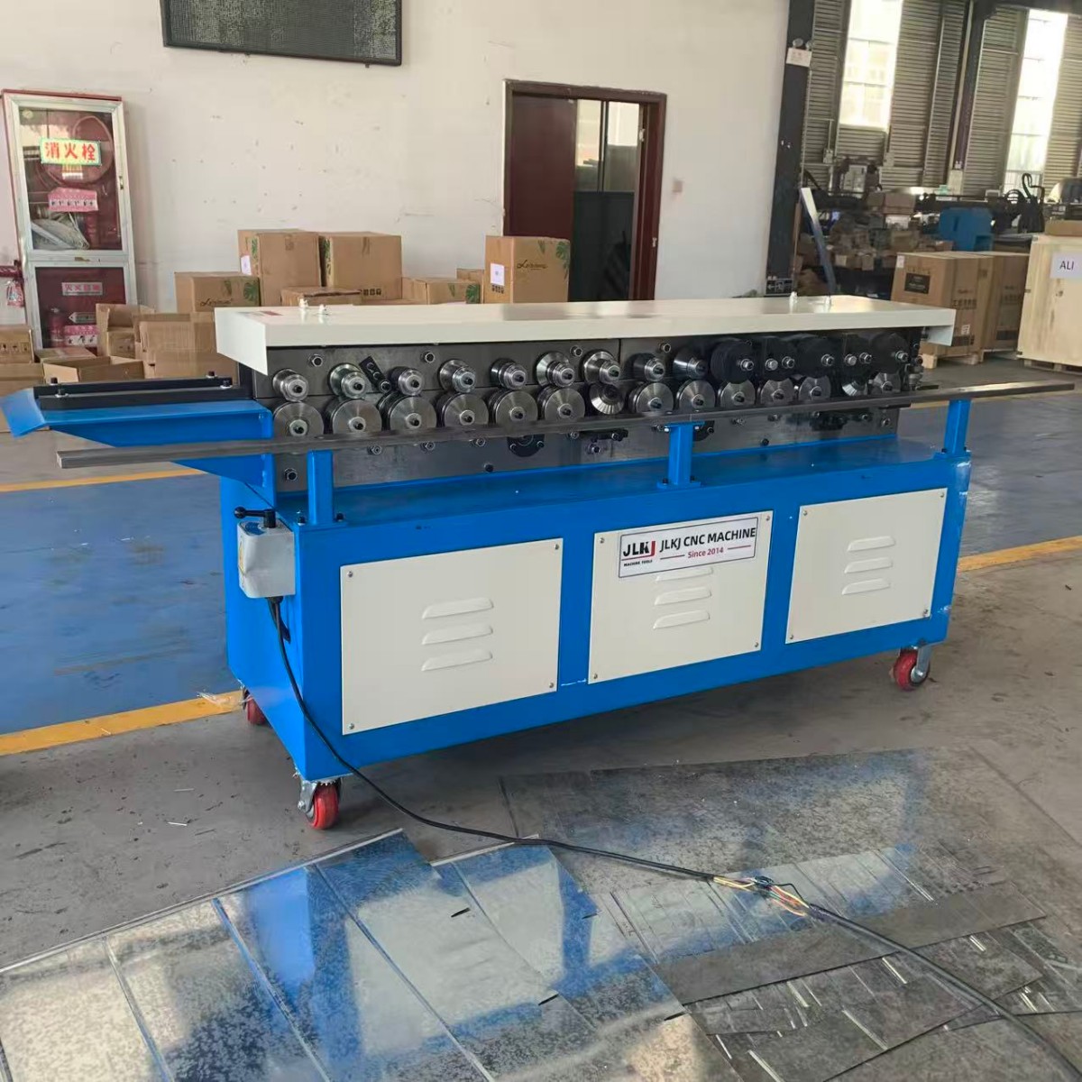 TDF Sheet Metal Flange Machine Floor Shot